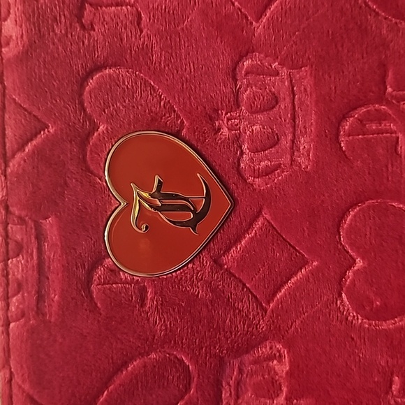 Juicy Couture Hot Pink Makeup Bag - Picture 3 of 6